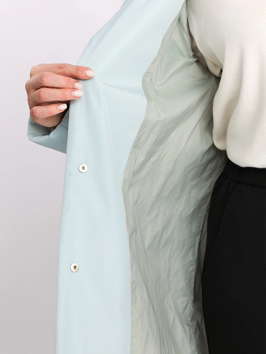 Пальто стеганое светло-голубое с поясом